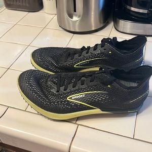 Brooks wire 7 unisex running shoes, black/night light